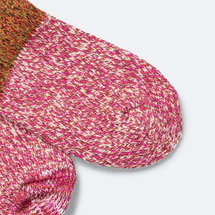 56Yarns Wool Grandrelle GOGH HOBO Stitch Socks - Pink