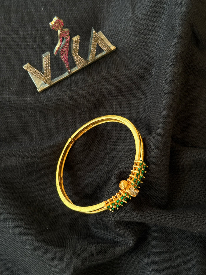925 Silver white with Green screw bangle