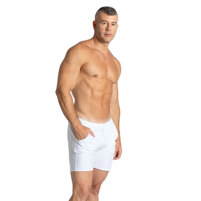 Belucci White Short en modelo de Gigo Underwear