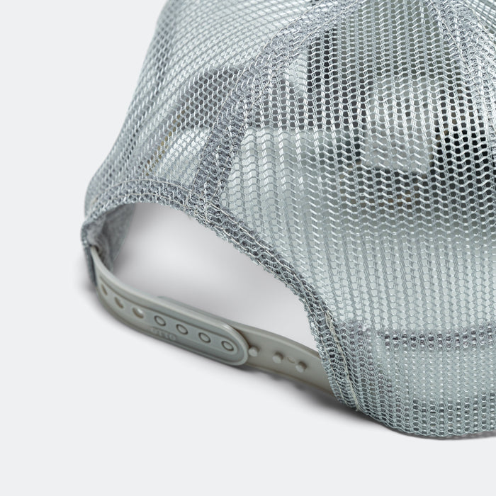 FREE WHEELIN' Trucker Cap - Grey/Black