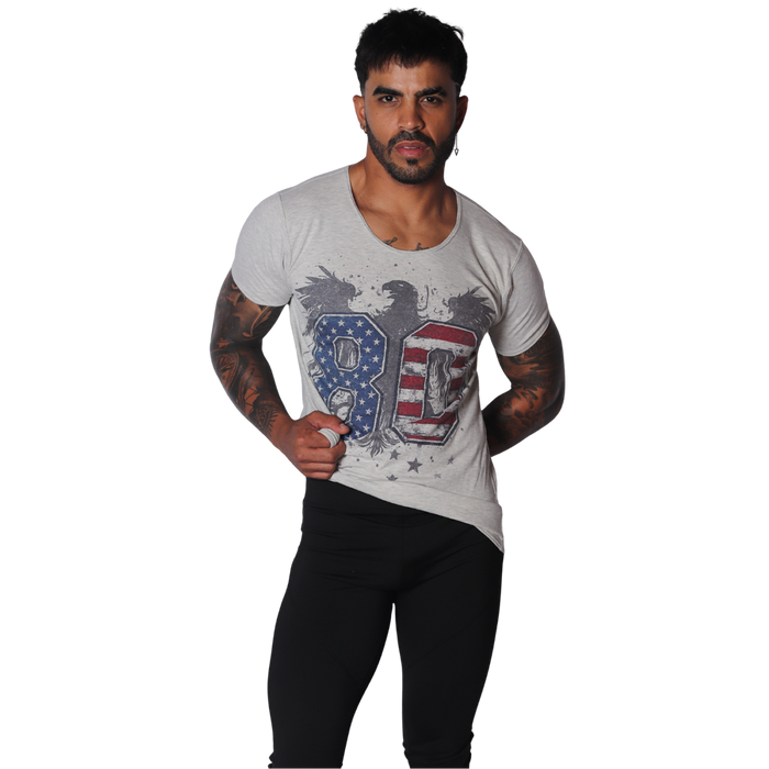 80 Tshirt en modelo de Gigo Underwear