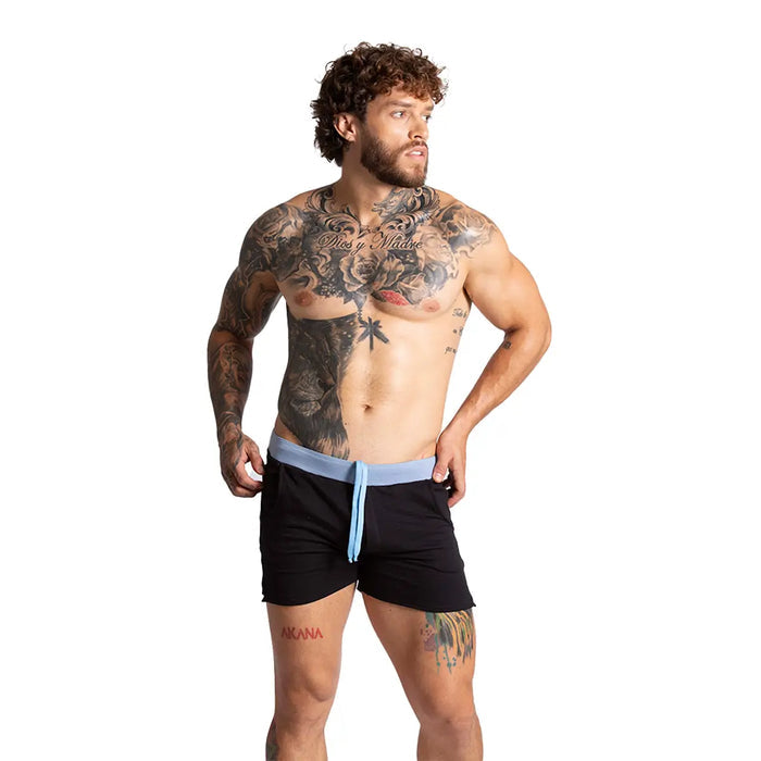 Alfa Black Blue Short en modelo de Gigo Underwear