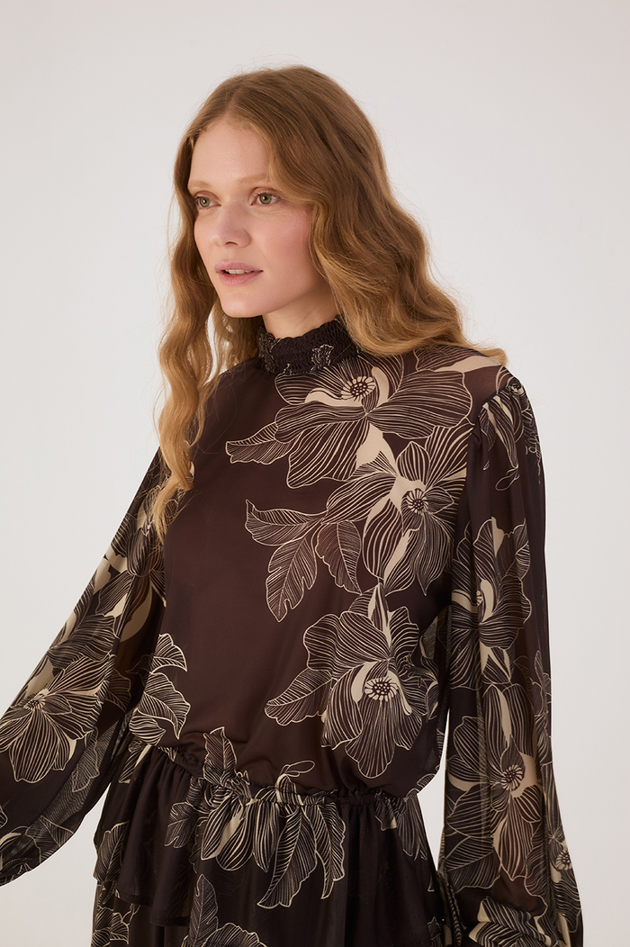 Brown Flora Elastic High Neck Waistline Tulle Blouse_3
