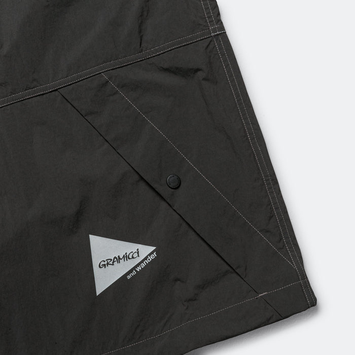 Brushed Nylon Vest x and wander - Charcoal