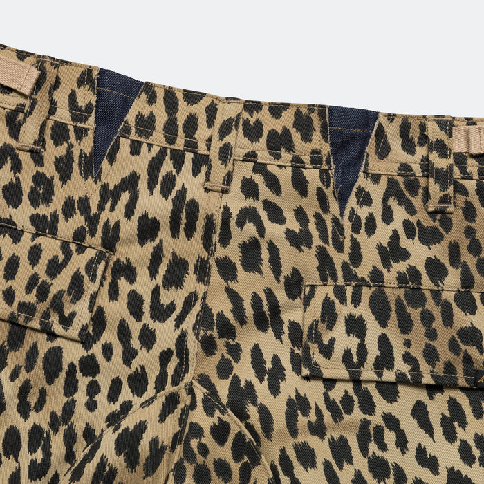 Depot Leopard Cargo Shorts - Beige