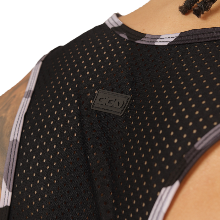Feeling Black Tank vista posterior de Gigo Underwear