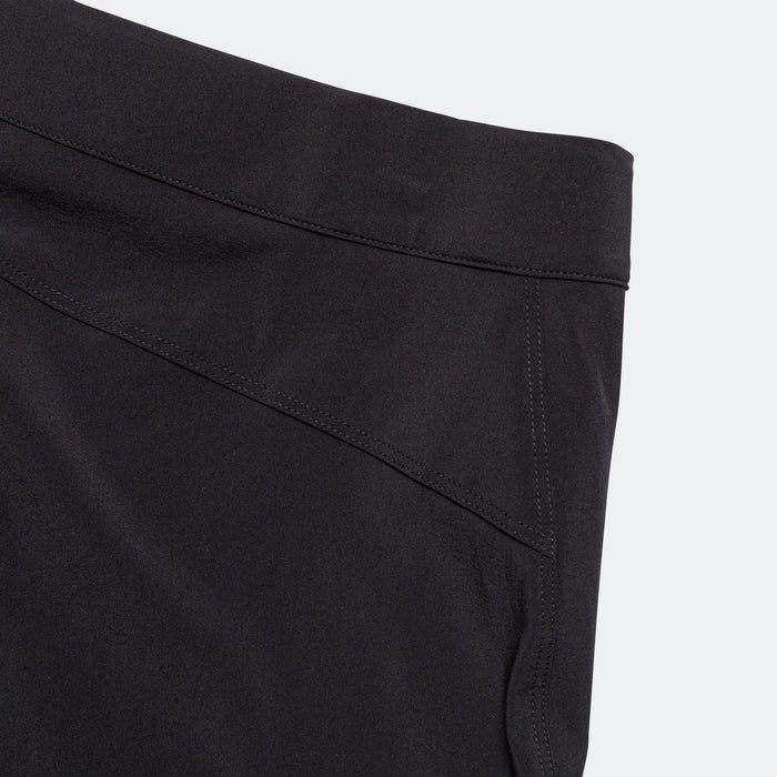 Gamma Lightweight 9" Short - Black