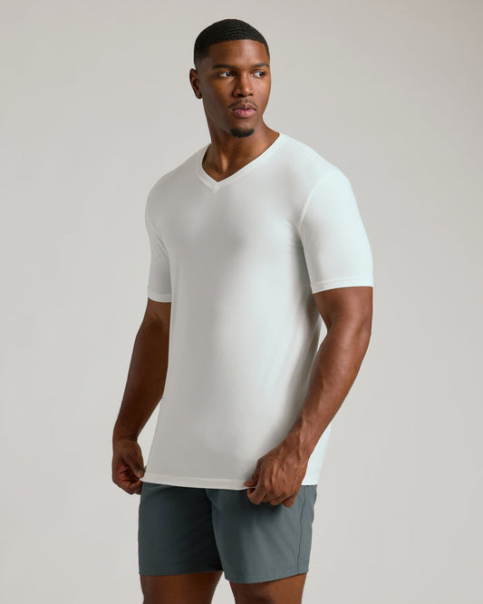 Moon Tall Active V-Neck worn by model, showcasing athletic fit.