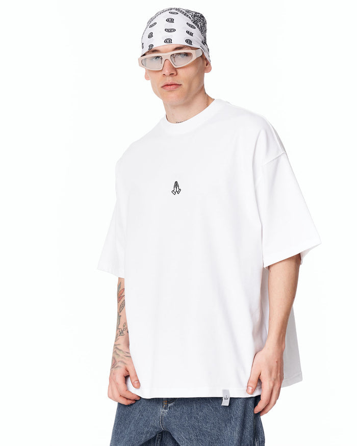 Namaste Streetwear Oversized White T-Shirt in minimal white streetwear style
