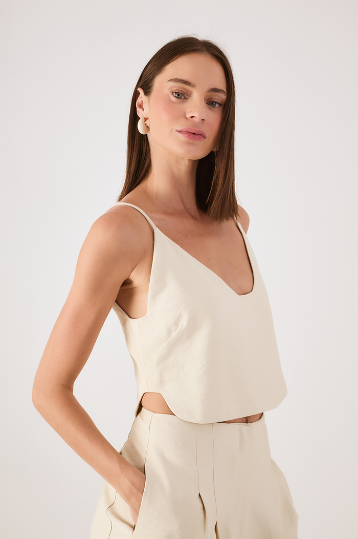 Off-White Sleeveless Asymmetric Crop Top_4