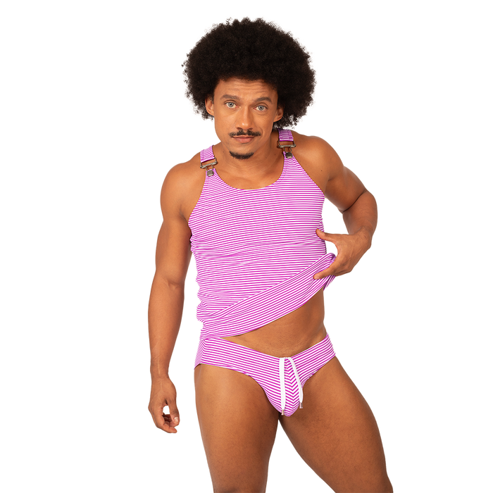 Rank Purple Tank en modelo de Gigo Underwear