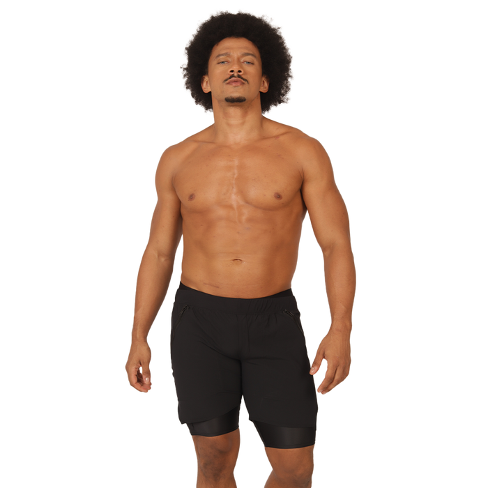Sporty Black Short en modelo de Gigo Underwear