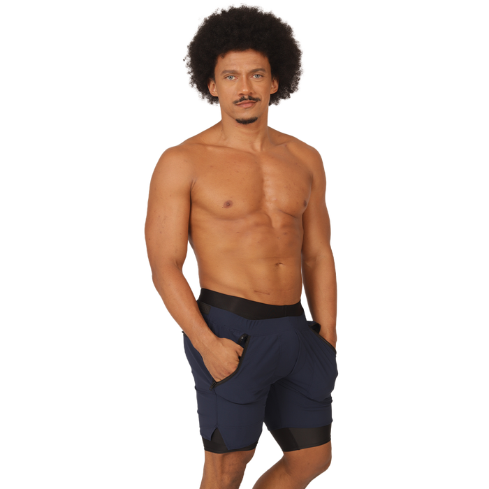 Sporty Blue Short en modelo de Gigo Underwear