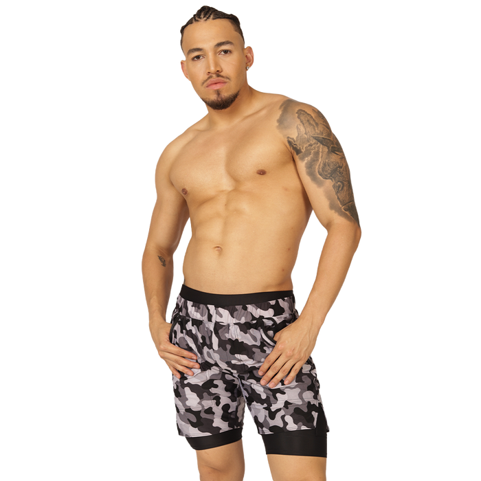 Sporty Camouflage Short en modelo de Gigo Underwear