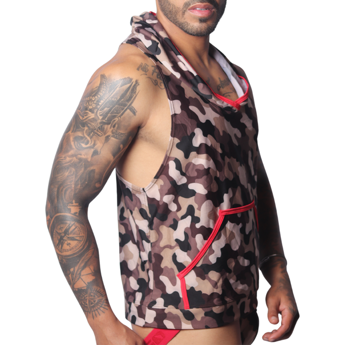 Trend Red Hoody Tshirt vista frontal de Gigo Underwear