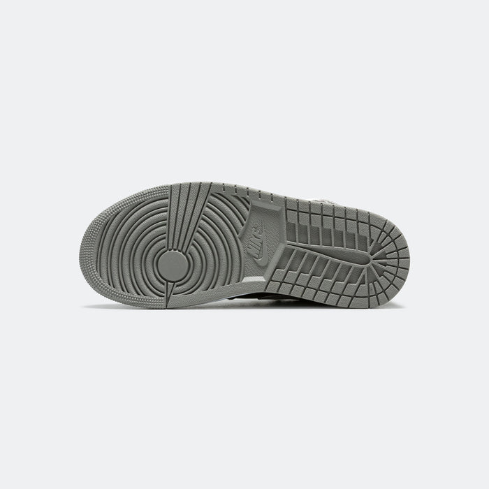 Womens Air Jordan 1 Retro - Black/Medium Grey-White