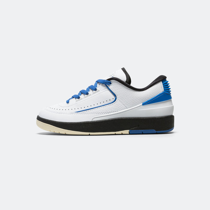 Womens Air Jordan 2 Retro Low - White/Varsity Royal-Black-Muslin