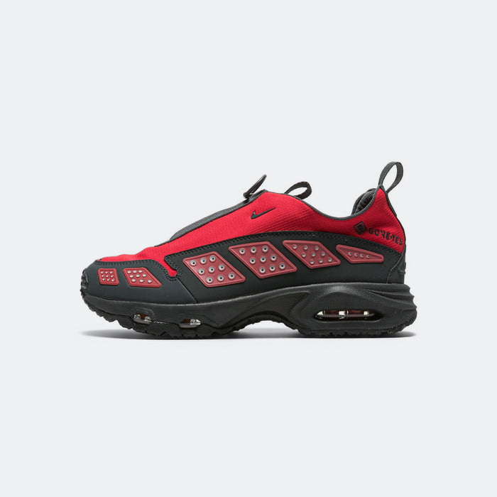 Womens Air Max SNDR GORE-TEX - Hyper Crimson/Dk Smoke Grey-Fire Red