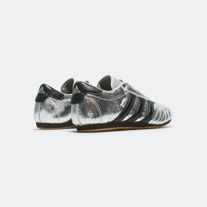 Womens Taekwondo - Silver Metallic/Core Black-Gum